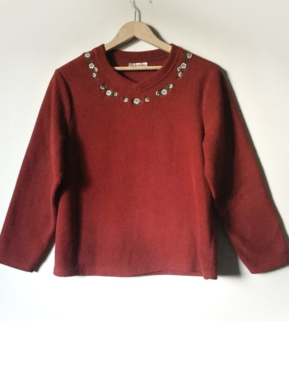 Carroll Reed Red Embroidered Fleece Pullover Sweater L Cottagecore Mori Kei